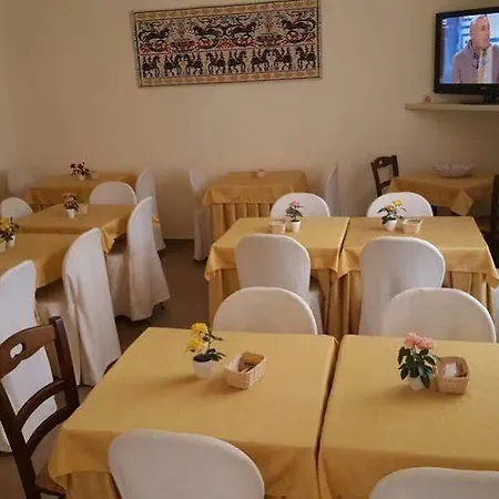 Maxim 3* אולביה